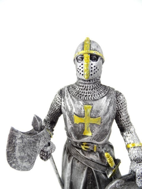 Rycerz - krzyżowiec - Figurka dekoracyjna - Wysokość 18cm - MC-23079