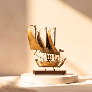 Duży Okręt mosiężny na podstawie drewnianej - 38cm - N-3615B