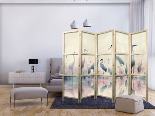 Parawan japoński - Ptaki nad jeziorem - czaple malowane akwarelą w delikatnej, szaro-różowej kolorystyce