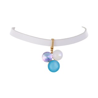 Skórzany, biały choker z z zawieszką zdobioną trzema kryształami o średnicy 14mm i 16 mm (C25/JES/211AU)