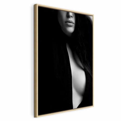 Obraz - Zmysłowa elegancja (1-częściowy) pionowy 40x60 W ramie drewnianej naturalnej