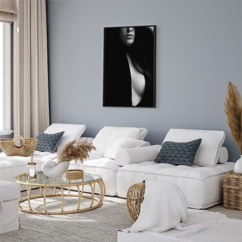 Obraz - Zmysłowa elegancja (1-częściowy) pionowy 60x90 W ramie drewnianej czarnej