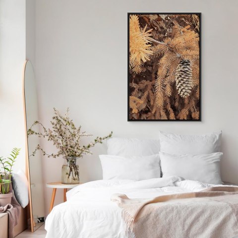 Obraz - Złota szyszka (1-częściowy) pionowy 40x60 W ramie drewnianej czarnej