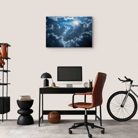 Obraz - Ożywiona sceneria: Słońce walczące z chmurami 90x60 Standard