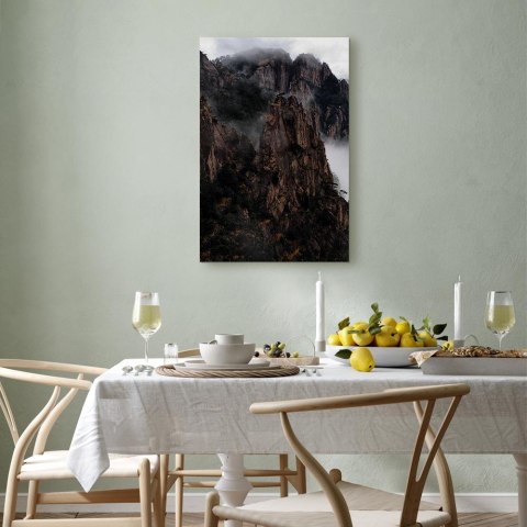 Obraz - W sercu górskiego pejzażu (1-częściowy) - chmury między skałami 20x30 Premium Print