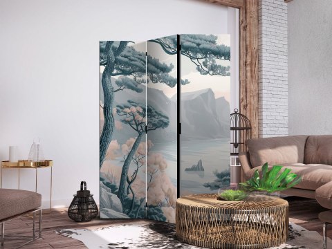 Parawan - Górzyste wybrzeże z drzewami i skałami - w lekkich pastelowych błękitach 135x172 Akustyczny