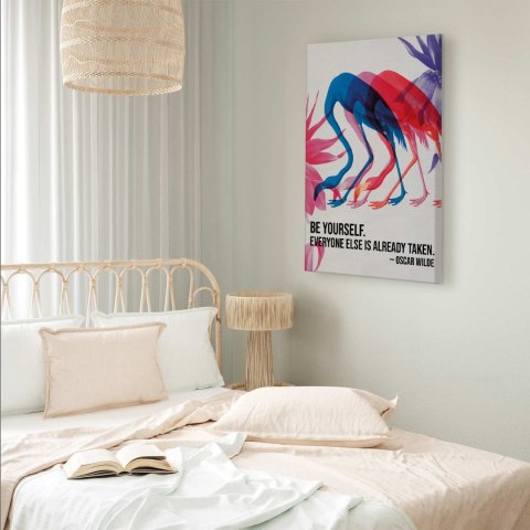Obraz - Kolorowe Flamingi - inspirujący cytat z barwnymi sylwetkami ptaków 20x30 Standard
