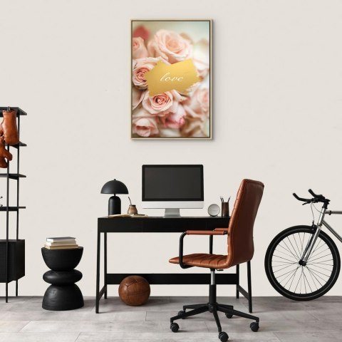 Obraz - Jedno uczucie (1-częściowy) pionowy 60x90 W ramie drewnianej naturalnej