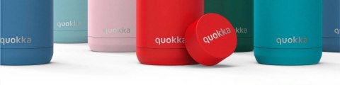 Quokka Umi - Kubek termiczny ze stali nierdzewnej 720 ml ze słomką i silikonową podstawką (Blue Feather)