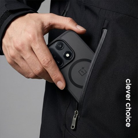 Crong Hybrid Matte Magnetic - Etui MagSafe OnePlus 15R (czarny)